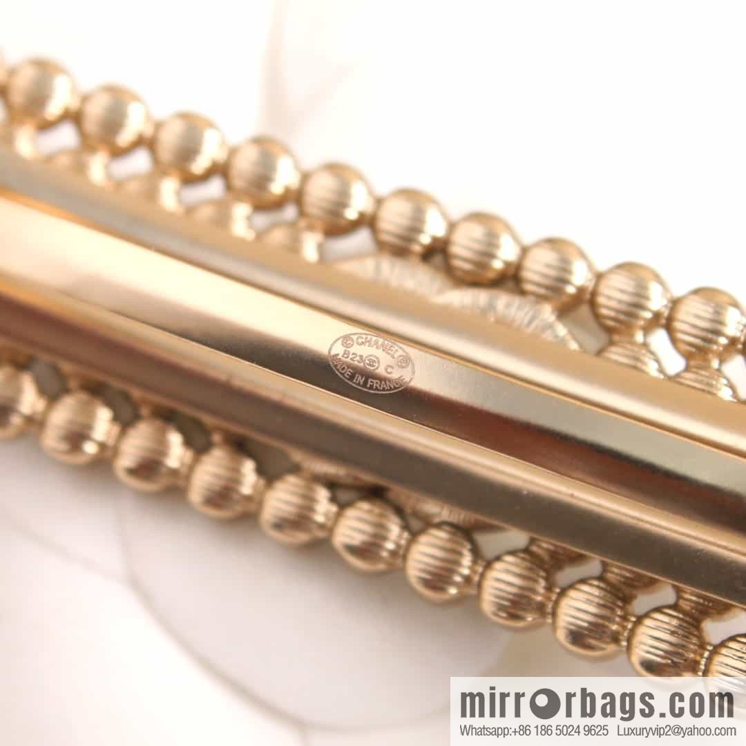 New ☑️ Chanel double c full diamond hairpin hairpin
