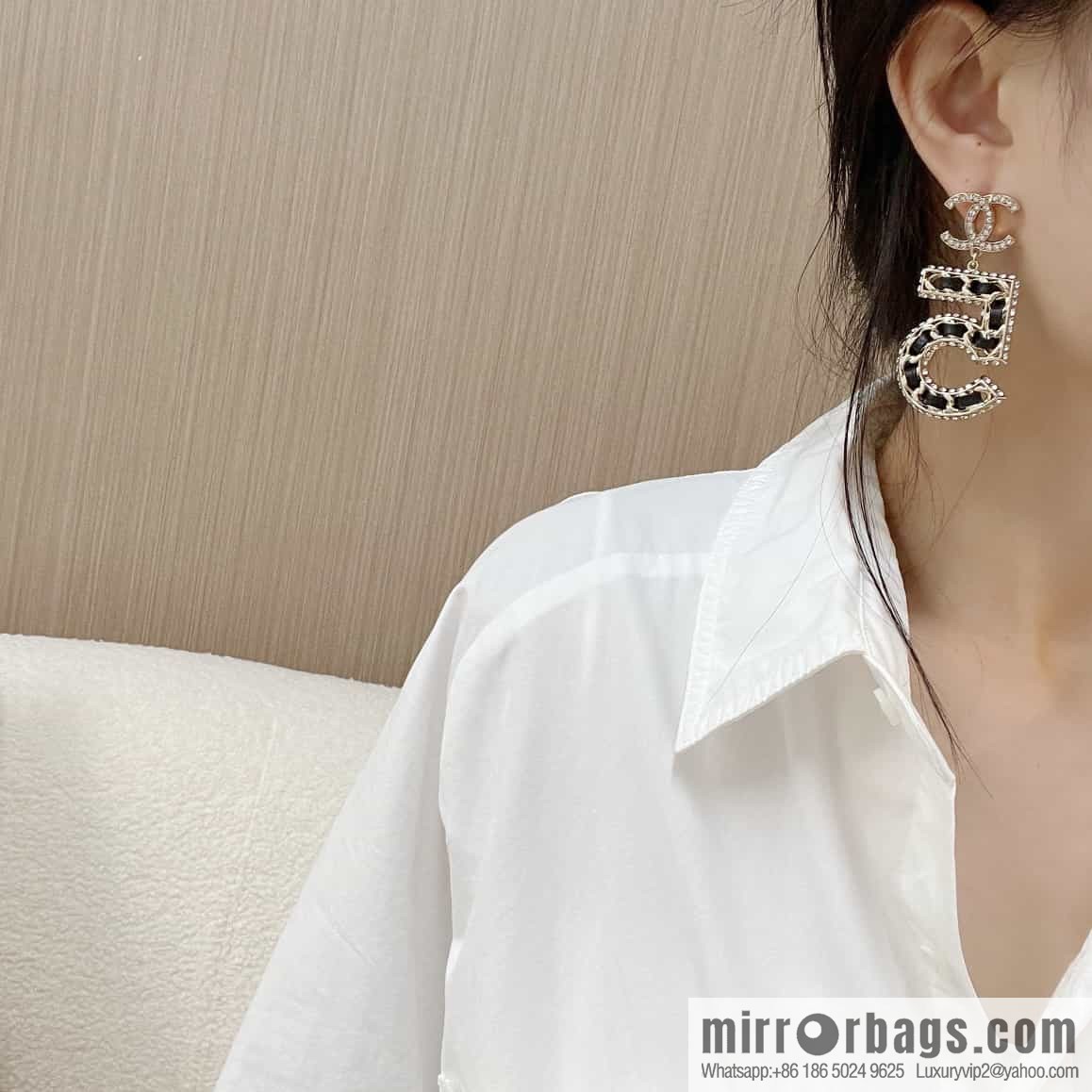 New ☑️ Chanel c2 double c No. 5 black leather rope earrings
