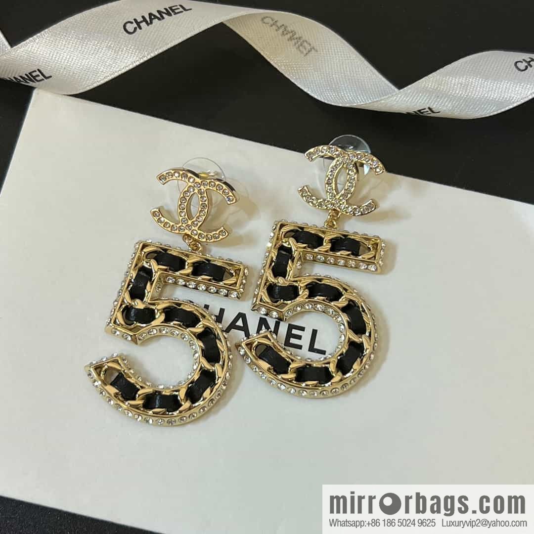 New ☑️ Chanel c2 double c No. 5 black leather rope earrings