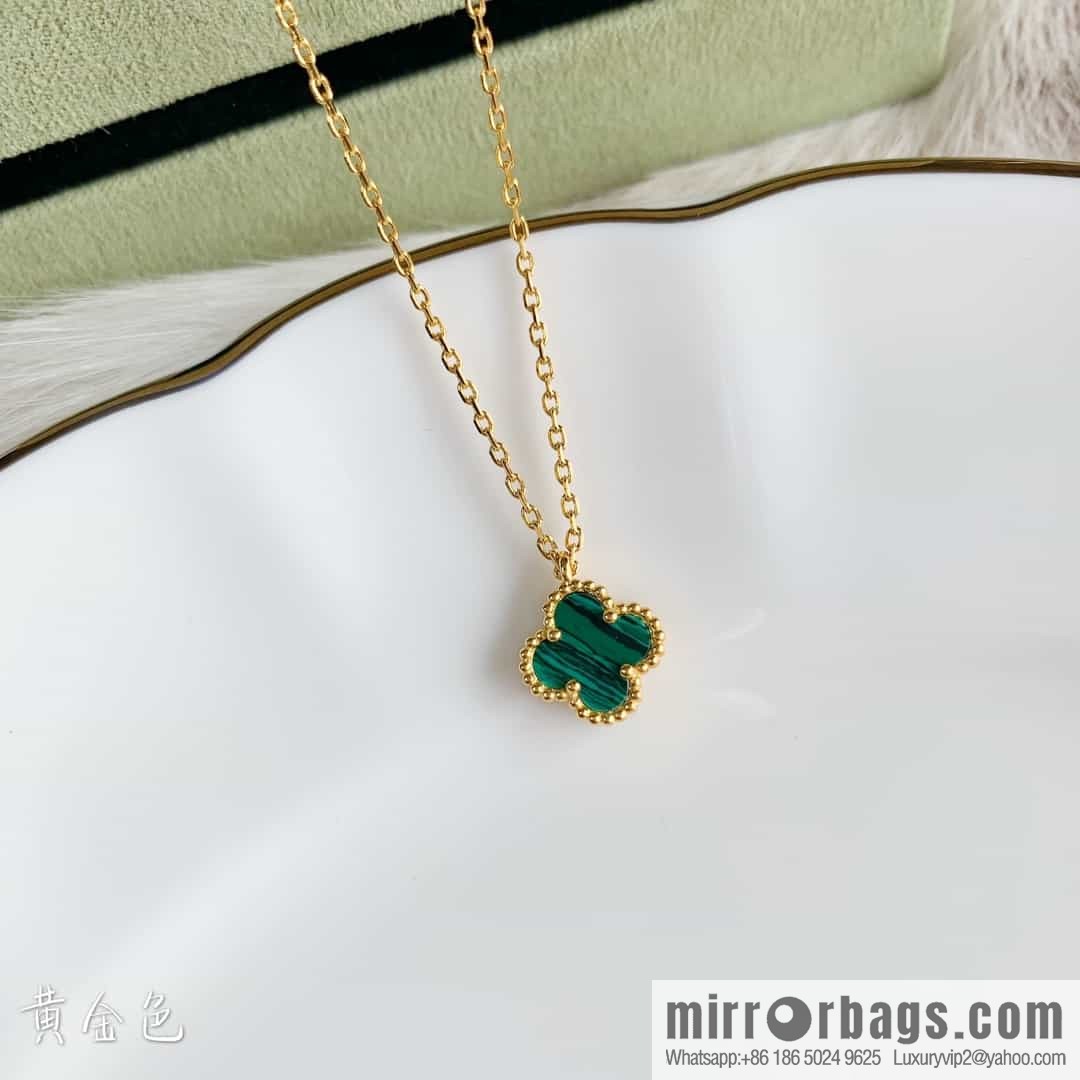 Van Cleef & Arpels Mini Clover Necklace