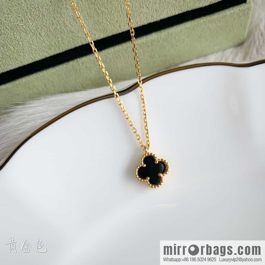 Van Cleef & Arpels Mini Clover Necklace