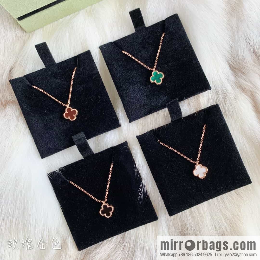 Van Cleef & Arpels Mini Clover Necklace