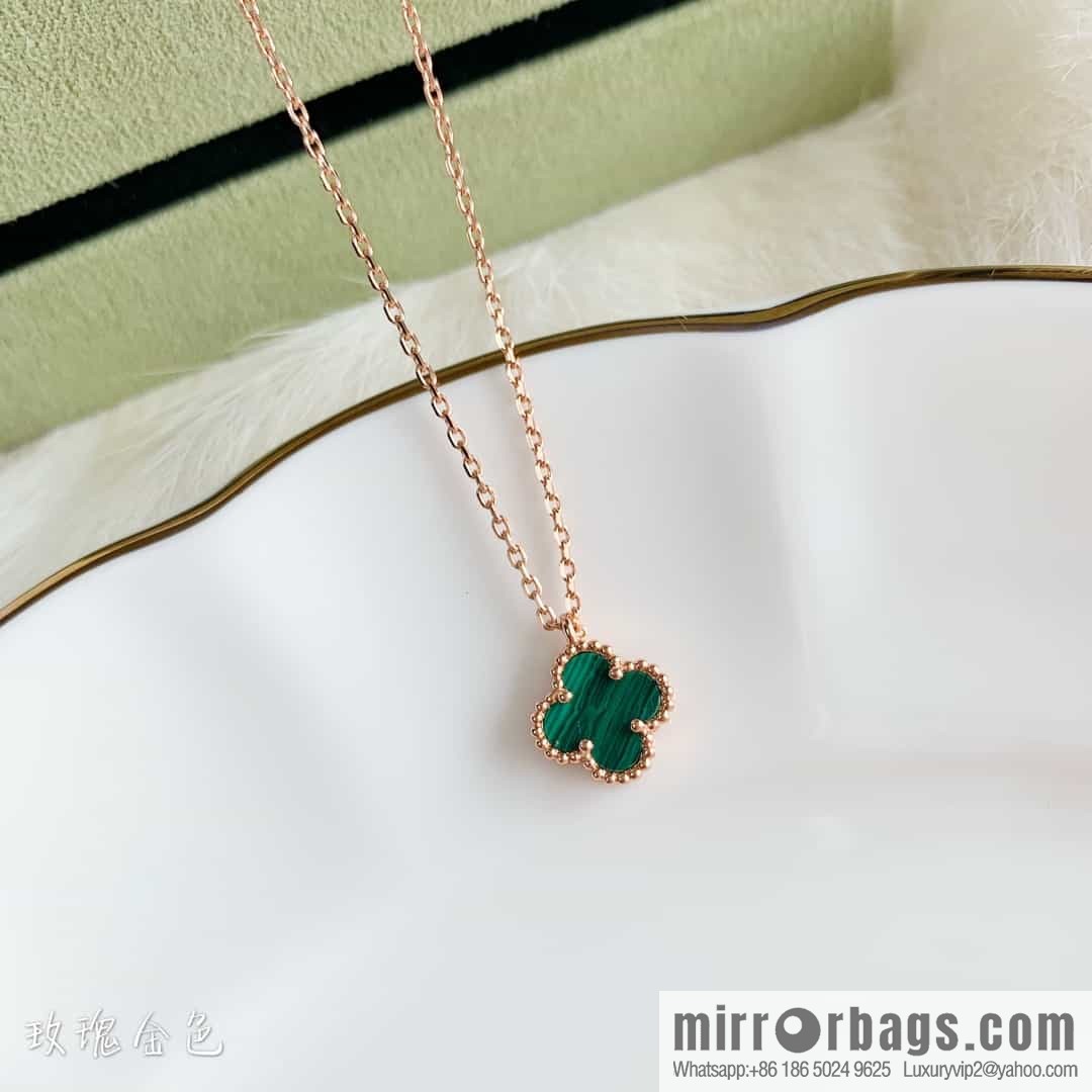 Van Cleef & Arpels Mini Clover Necklace
