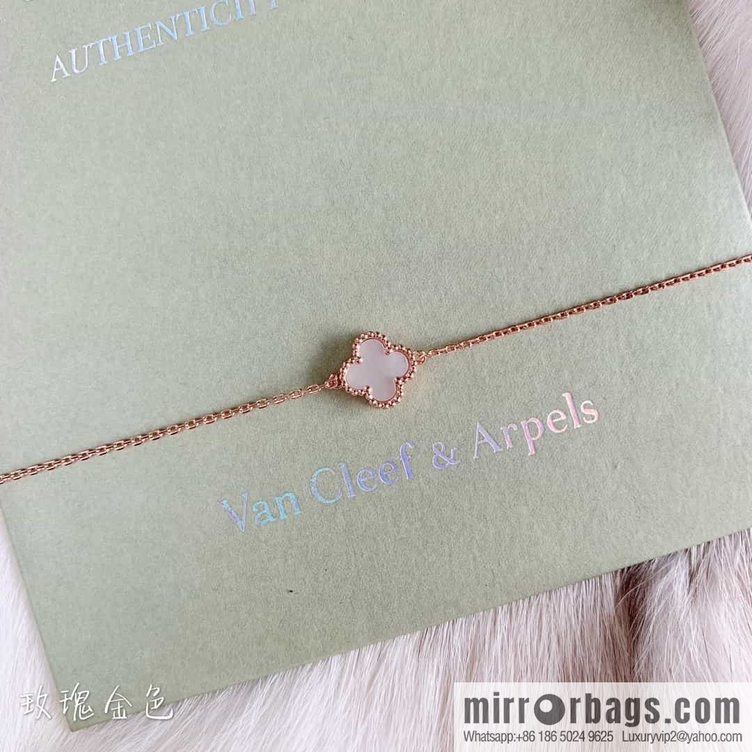 Van Cleef & Arpels Mini Four-Leaf Clover Bracelet