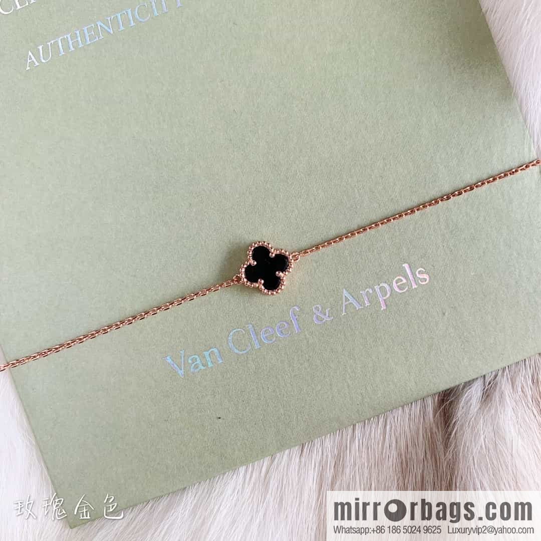 Van Cleef & Arpels Mini Four-Leaf Clover Bracelet