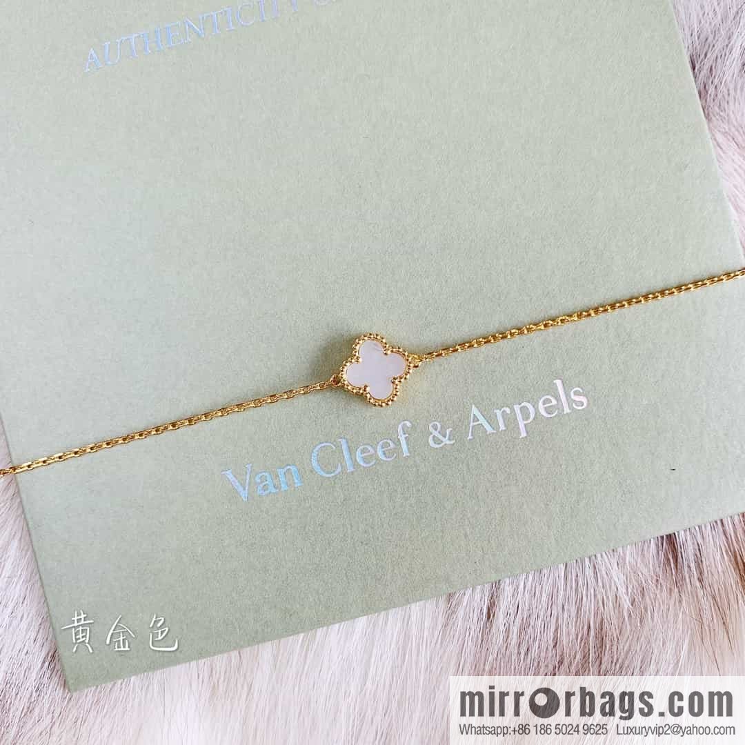 Van Cleef & Arpels Mini Four-Leaf Clover Bracelet