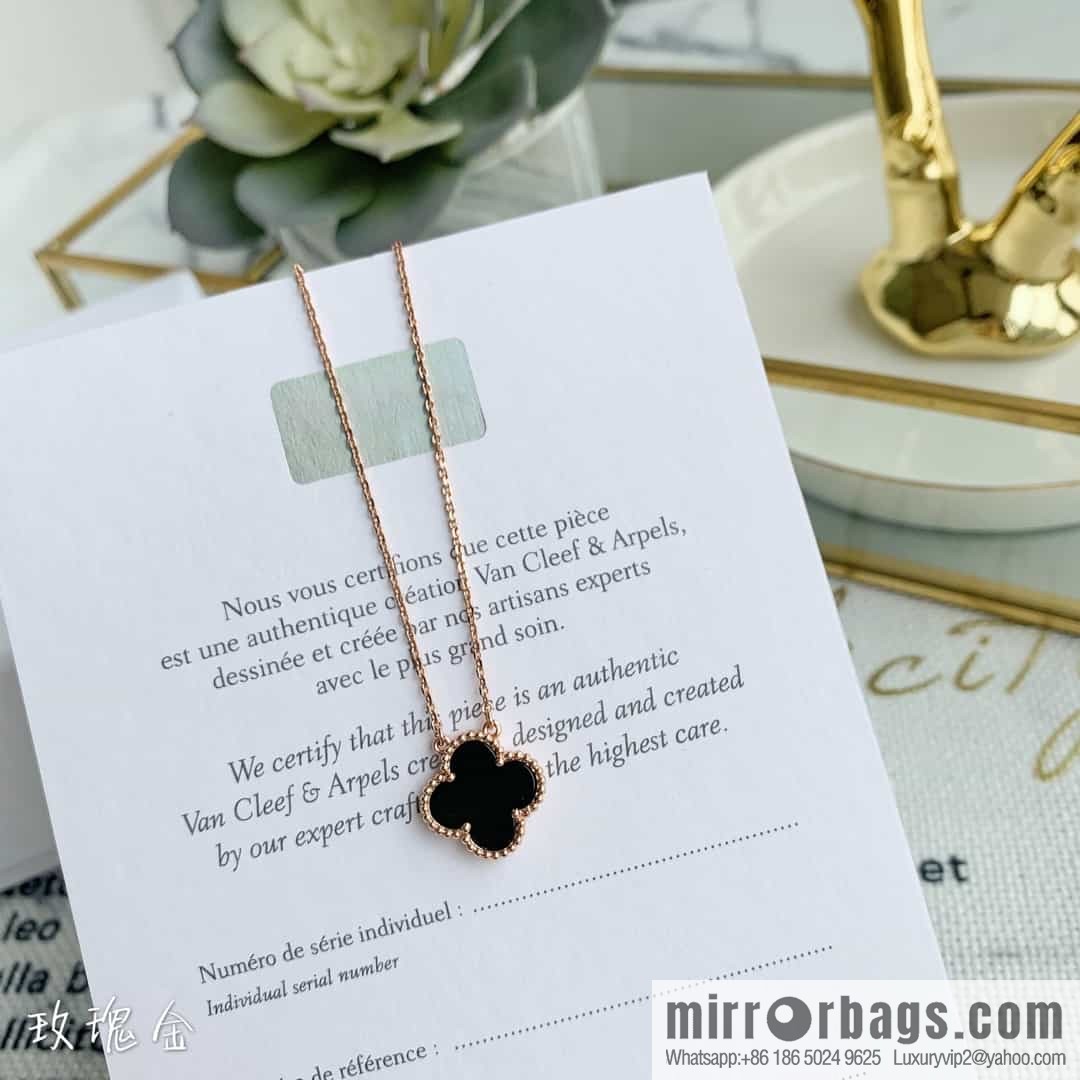 Van Cleef & Arpels Four-Leaf Clover Necklace