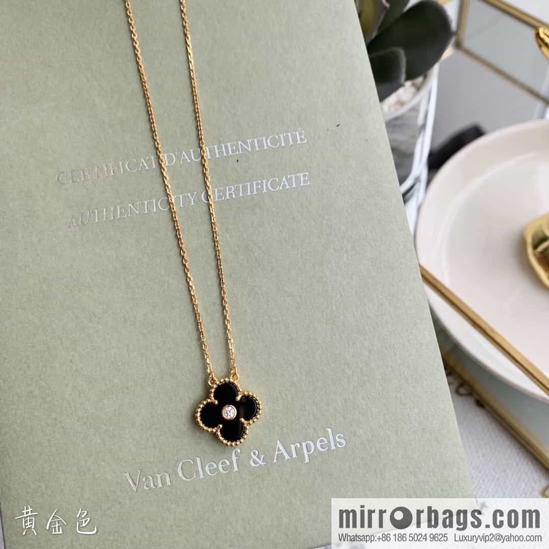 Van Cleef & Arpels Four-Leaf Clover Necklace