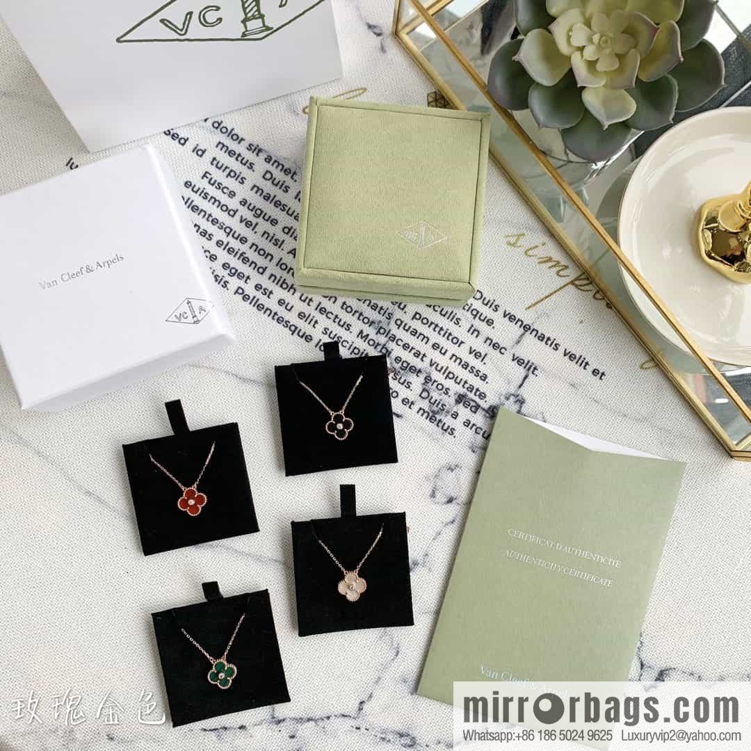 Van Cleef & Arpels Four-Leaf Clover Necklace