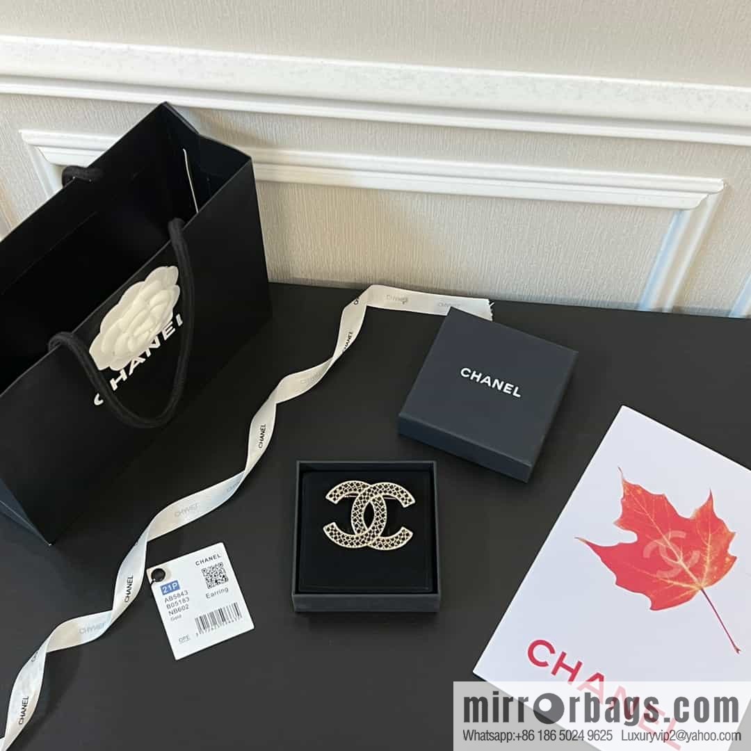 New ☑️ Chanel Double C Black Diamond Brooch