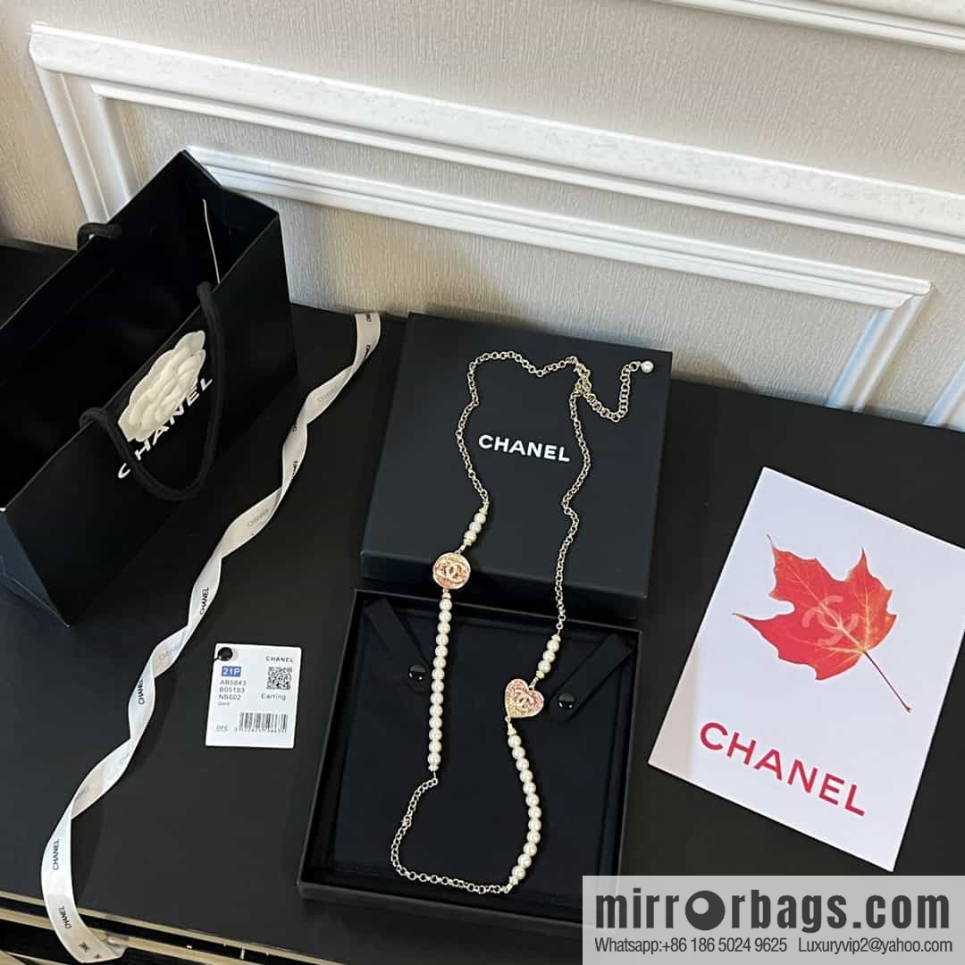 New ☑️ Chanel double c pearl gradual change pink diamond necklace sweater chain