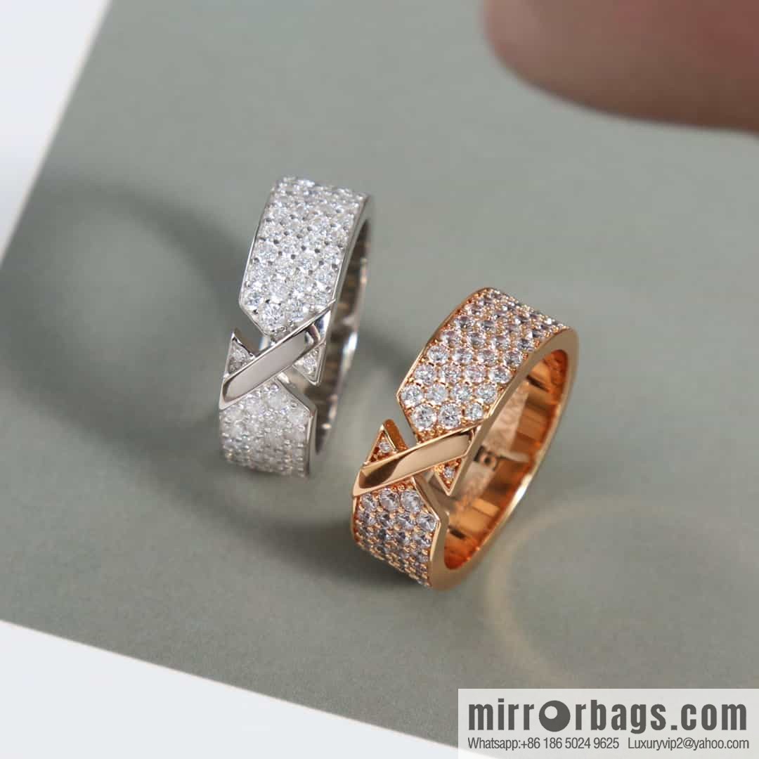 Chaumet Paris CHAUMET's relationship • Lifetime series full of diamond rings