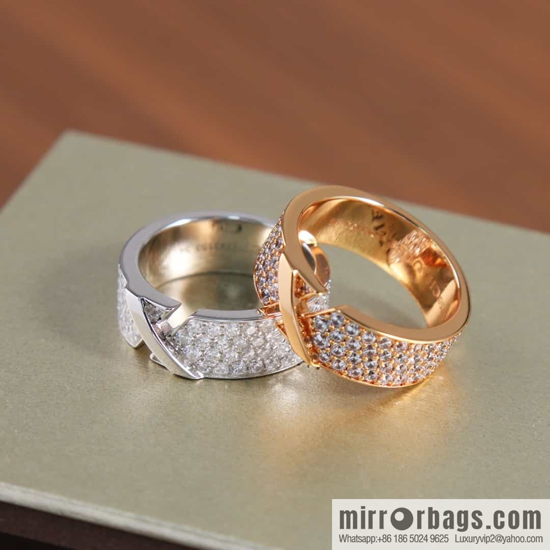 Chaumet Paris CHAUMET's relationship • Lifetime series full of diamond rings