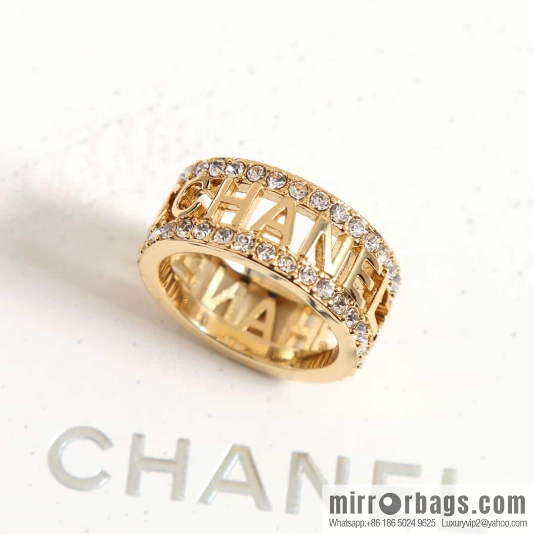 New ☑️ Chanel hollowed-out letter full diamond ring
