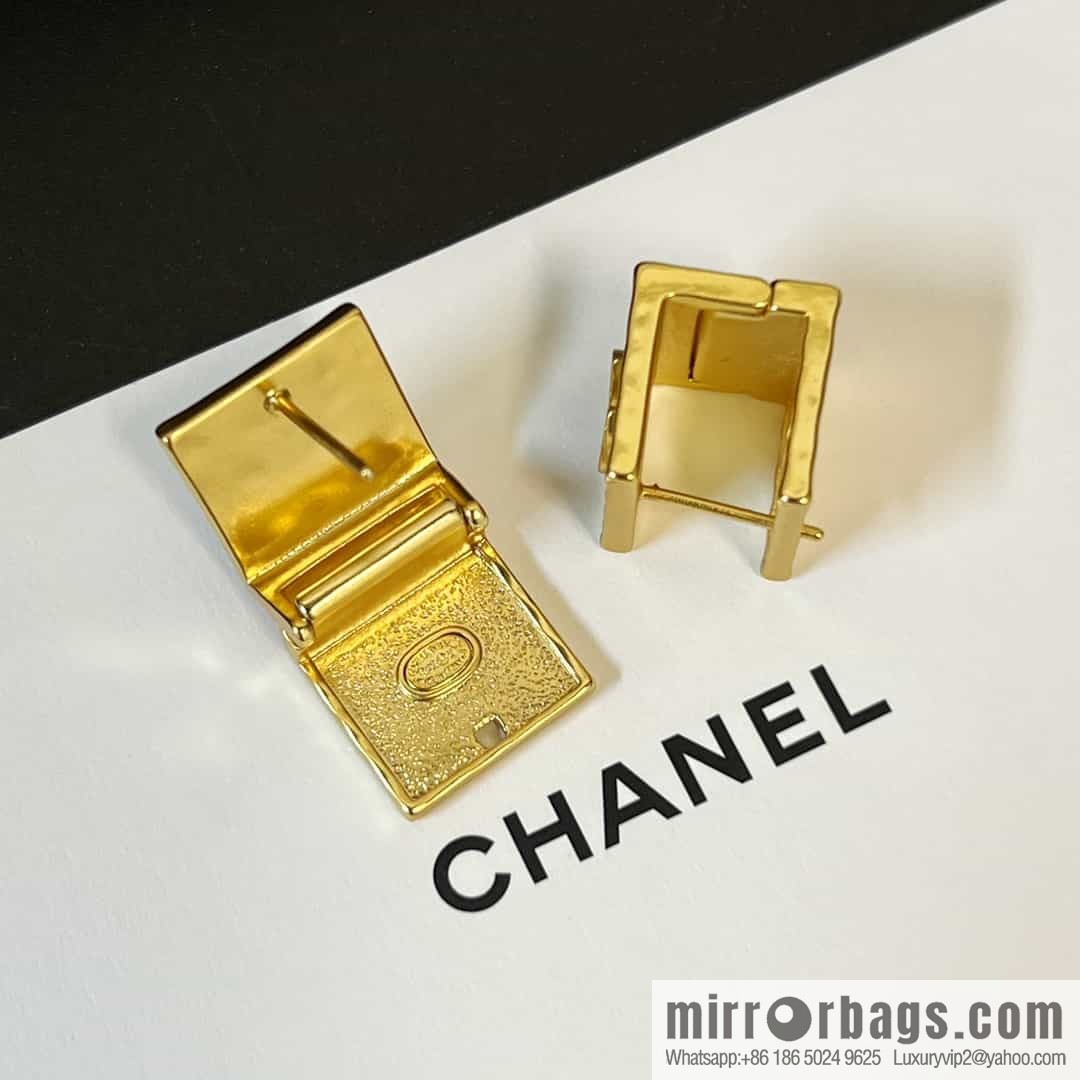 New ☑️ Chanel c1 double c square black leather stud earrings