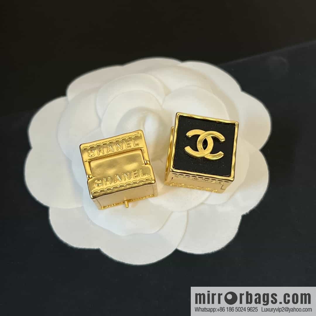 New ☑️ Chanel c1 double c square black leather stud earrings