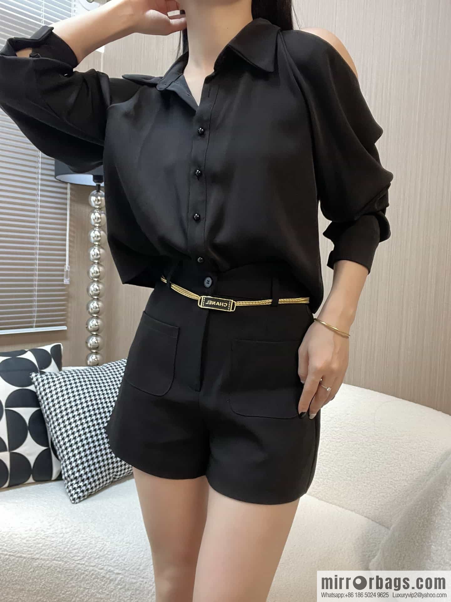 New ☑️ Chanel black leather double belt belt chain