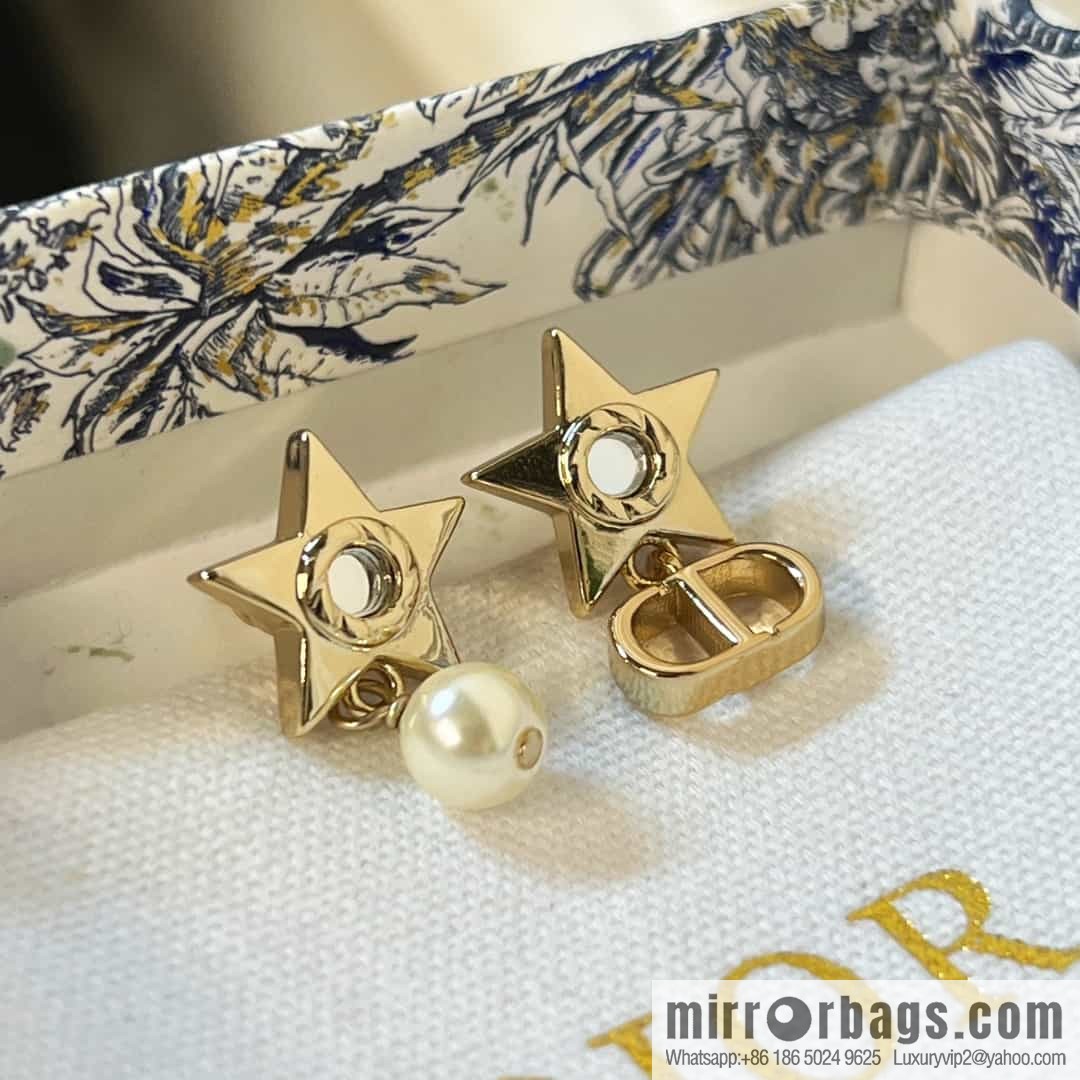 New ☑️ DIOR Asymmetrical Pentagram Pearl CD Stud Earrings