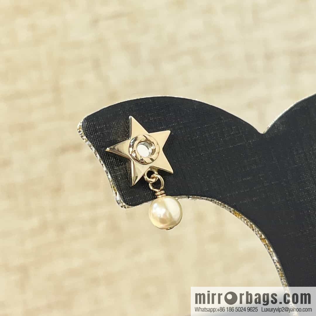 New ☑️ DIOR Asymmetrical Pentagram Pearl CD Stud Earrings