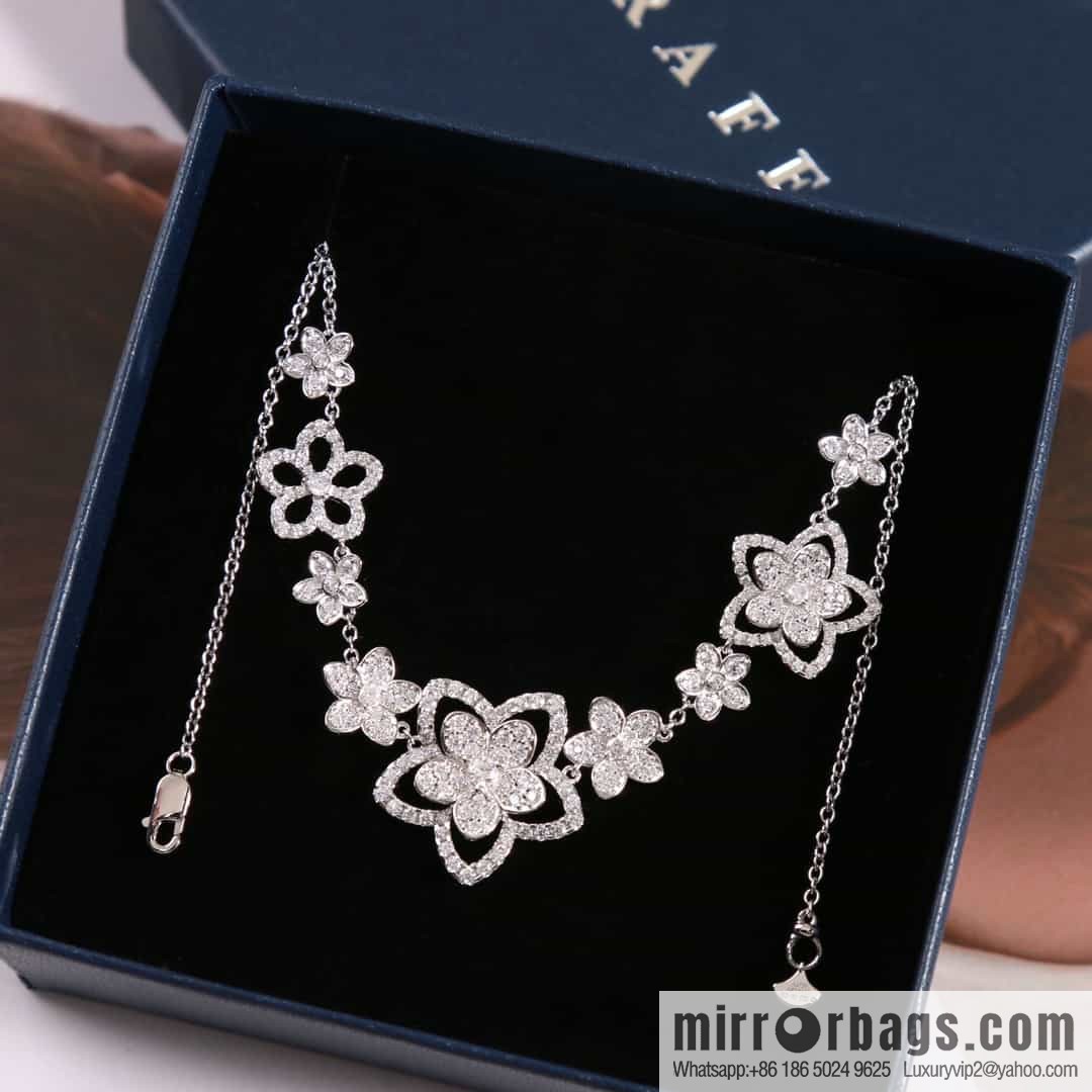 GRAFF Wild Flover Multi-Flower Diamond Necklace