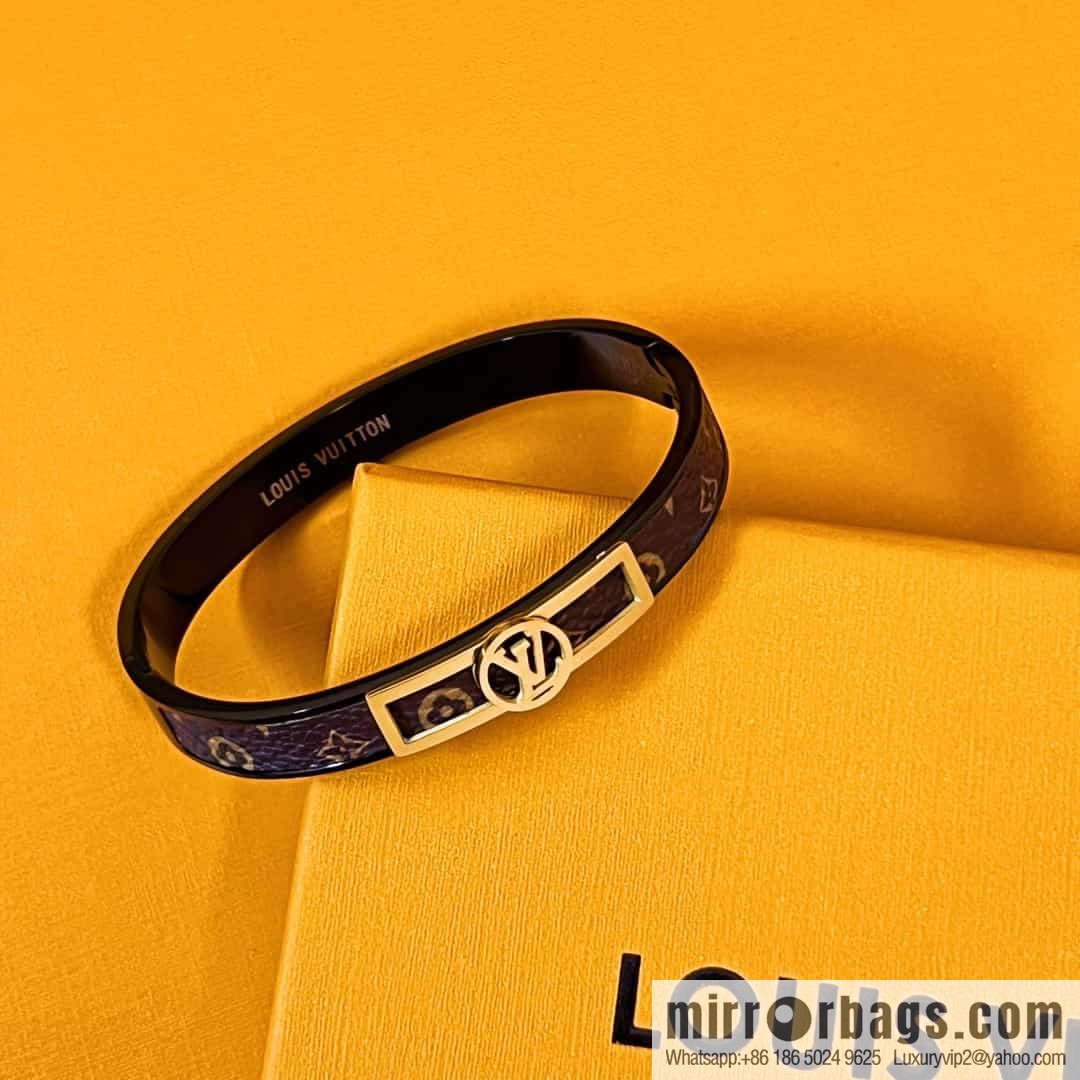 Louis Vuitton medieval presbyopia bracelet bracelet