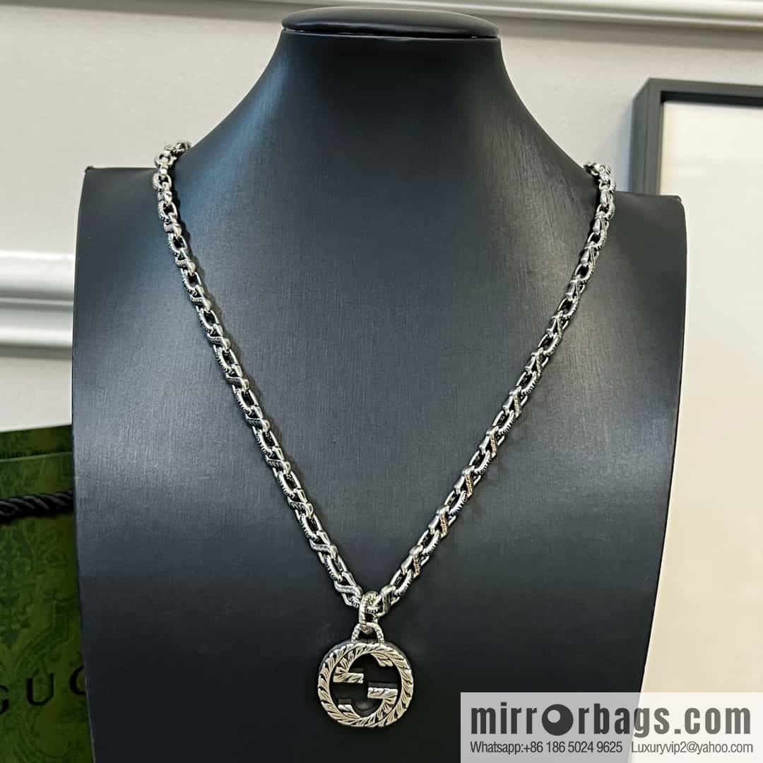 New Gucci Gucci Hollow Double G Necklace