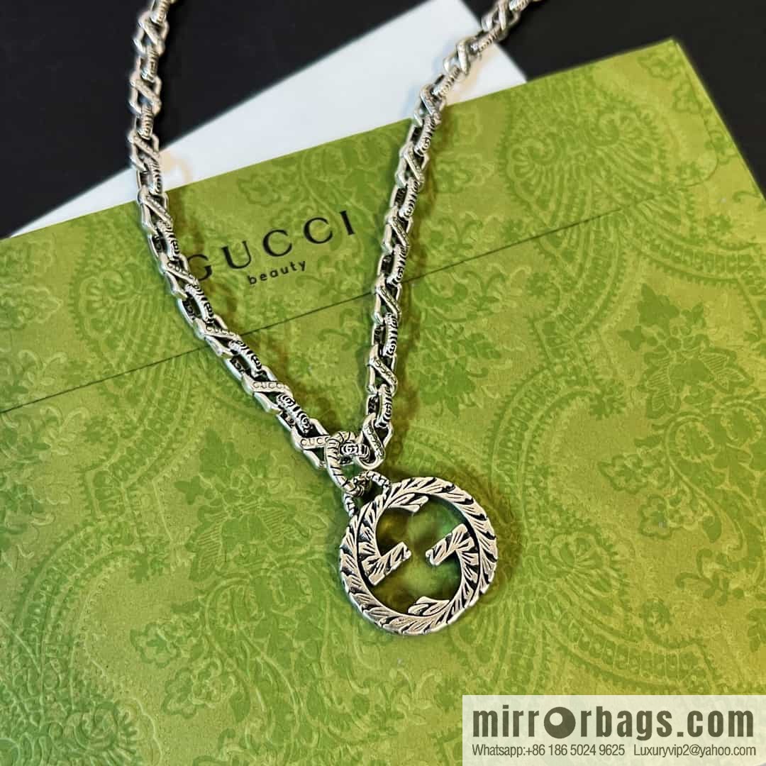 New Gucci Gucci Hollow Double G Necklace