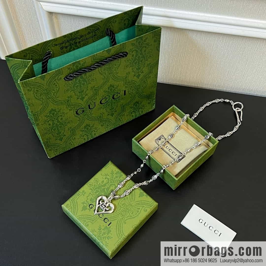 New Gucci Gucci Hollow Double G Love Peach Heart Necklace