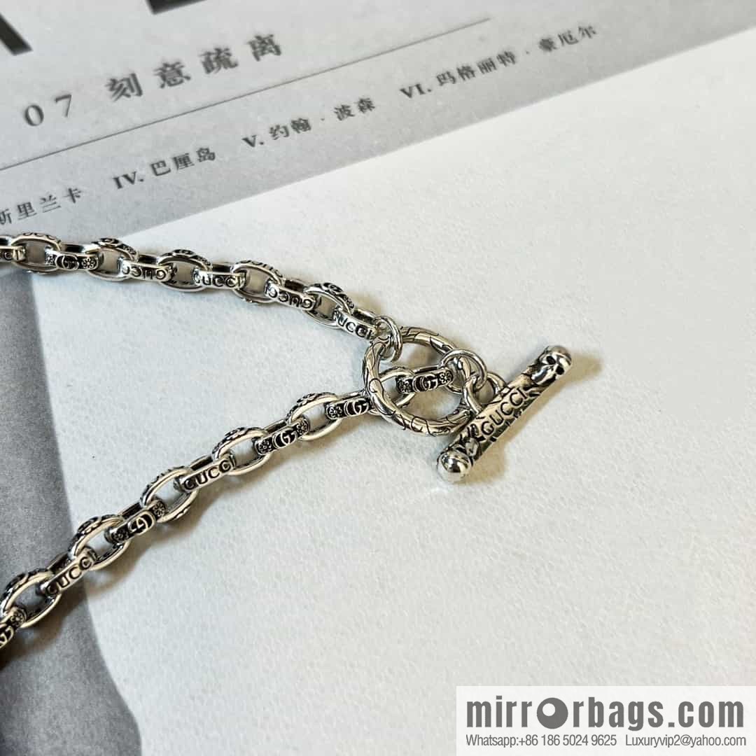 New Gucci Gucci Cross Camellia Necklace