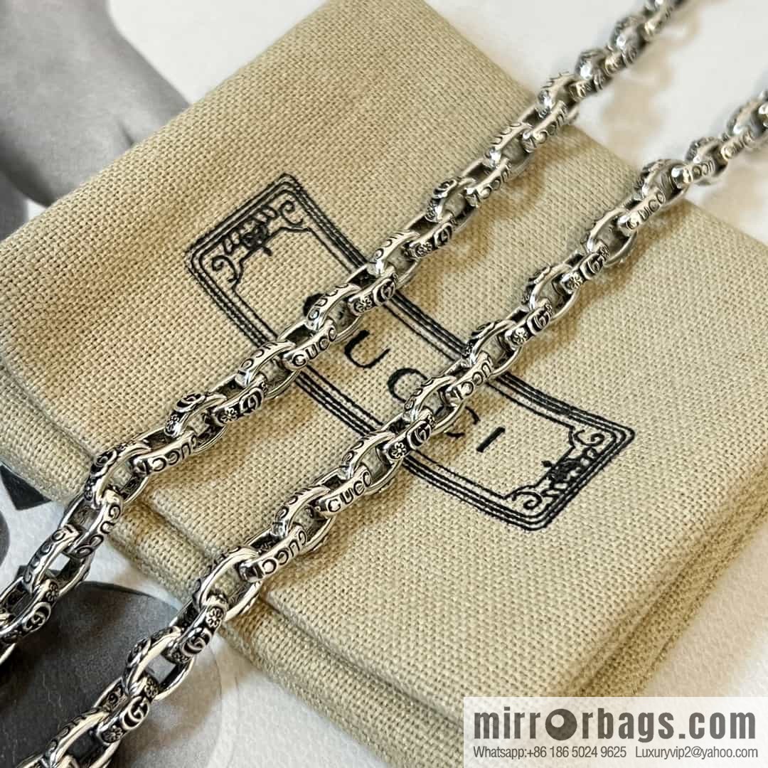 New Gucci Gucci Cross Camellia Necklace