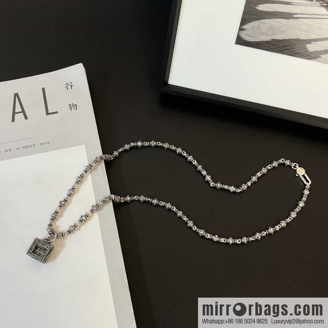 New Gucci Gucci Hollow G Letter Necklace