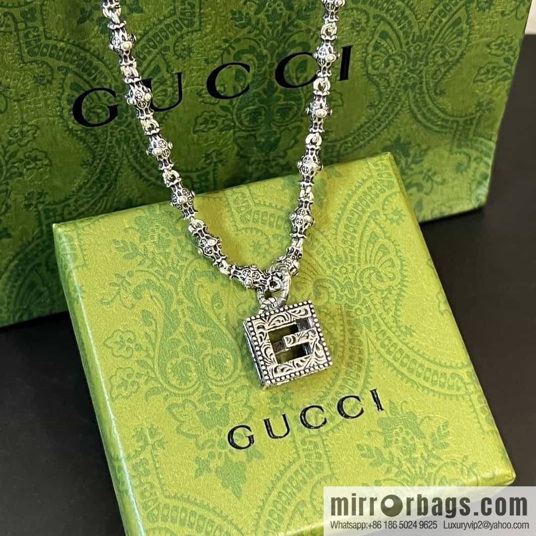 New Gucci Gucci Hollow G Letter Necklace