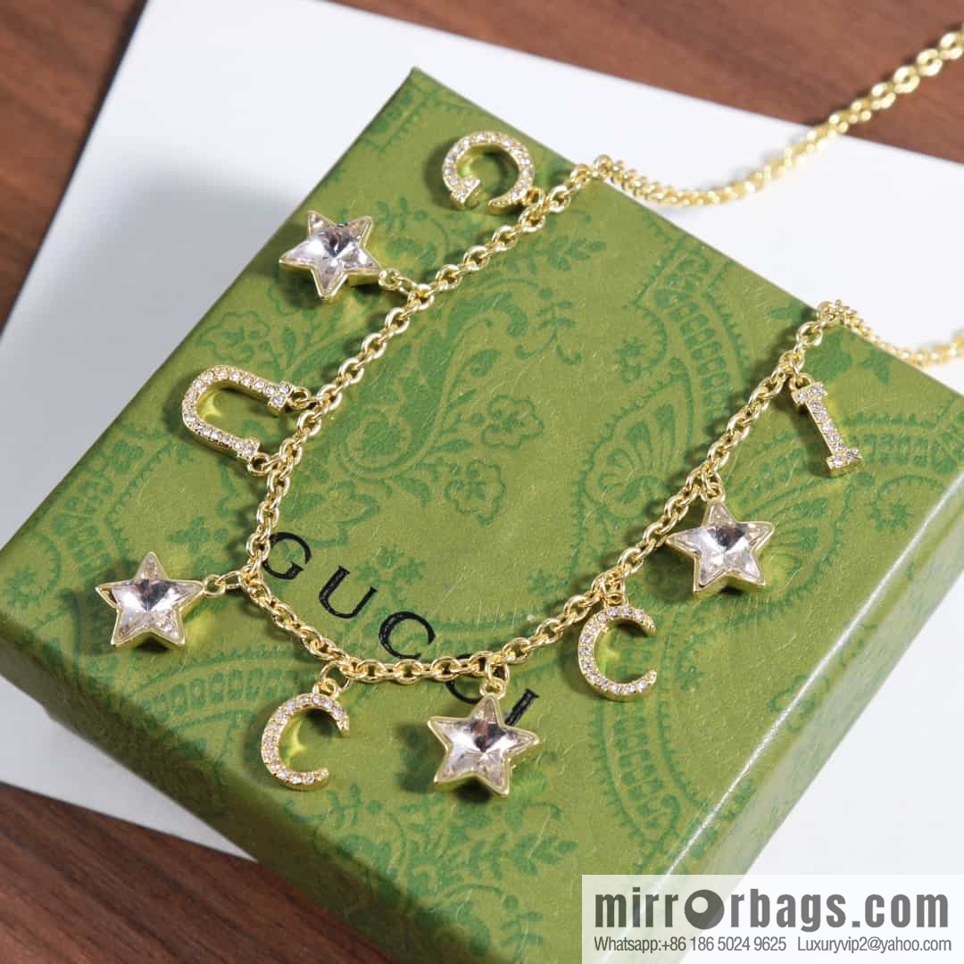 New Gucci Gucci fringed letter star pentagram necklace