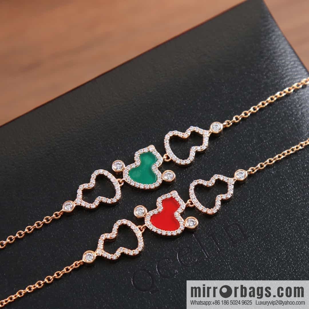 Qeelin unicorn hollow full diamond agate malachite necklace