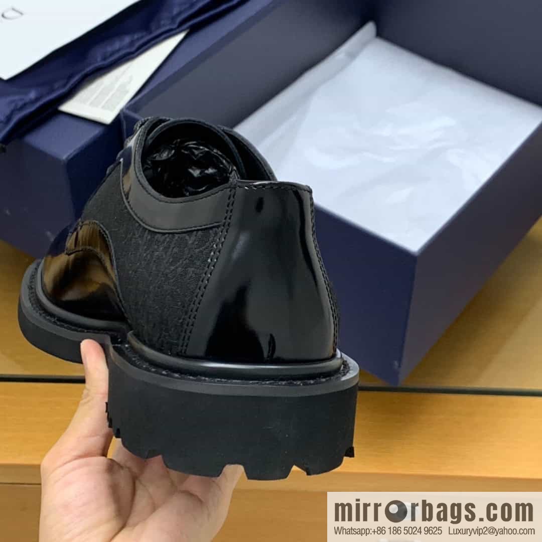 Dior selected leather made men's derby shoes