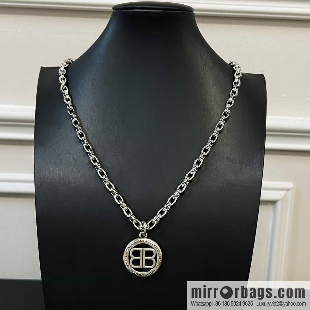New Balenciaga BALENCIAGA round hollow letter necklace