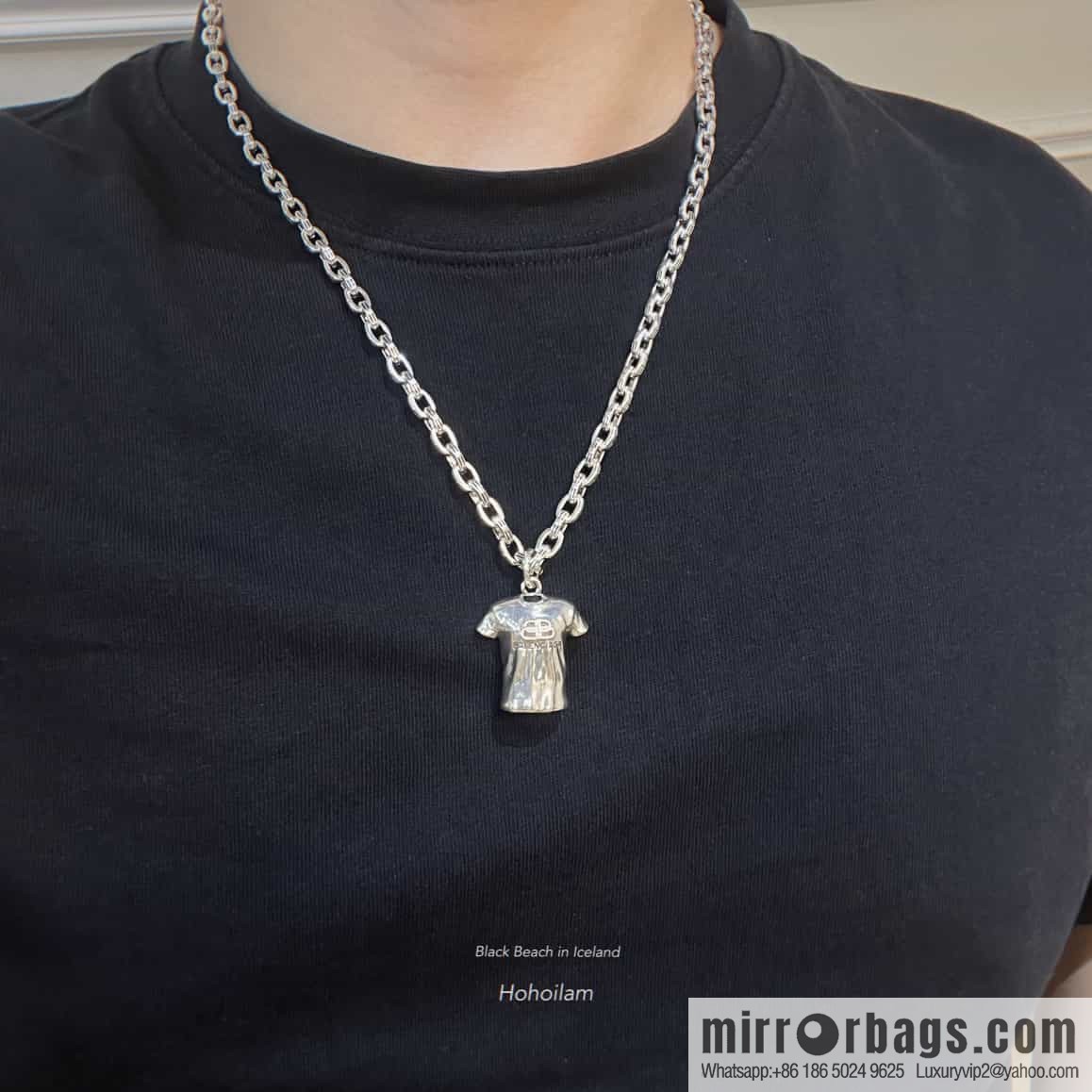 New Balenciaga BALENCIAGA clothes top necklace