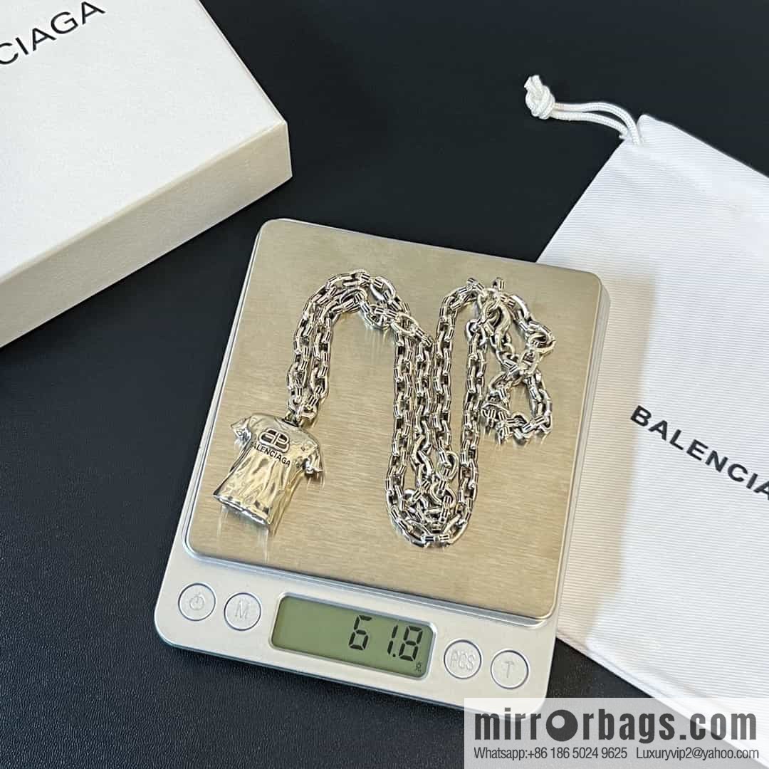 New Balenciaga BALENCIAGA clothes top necklace