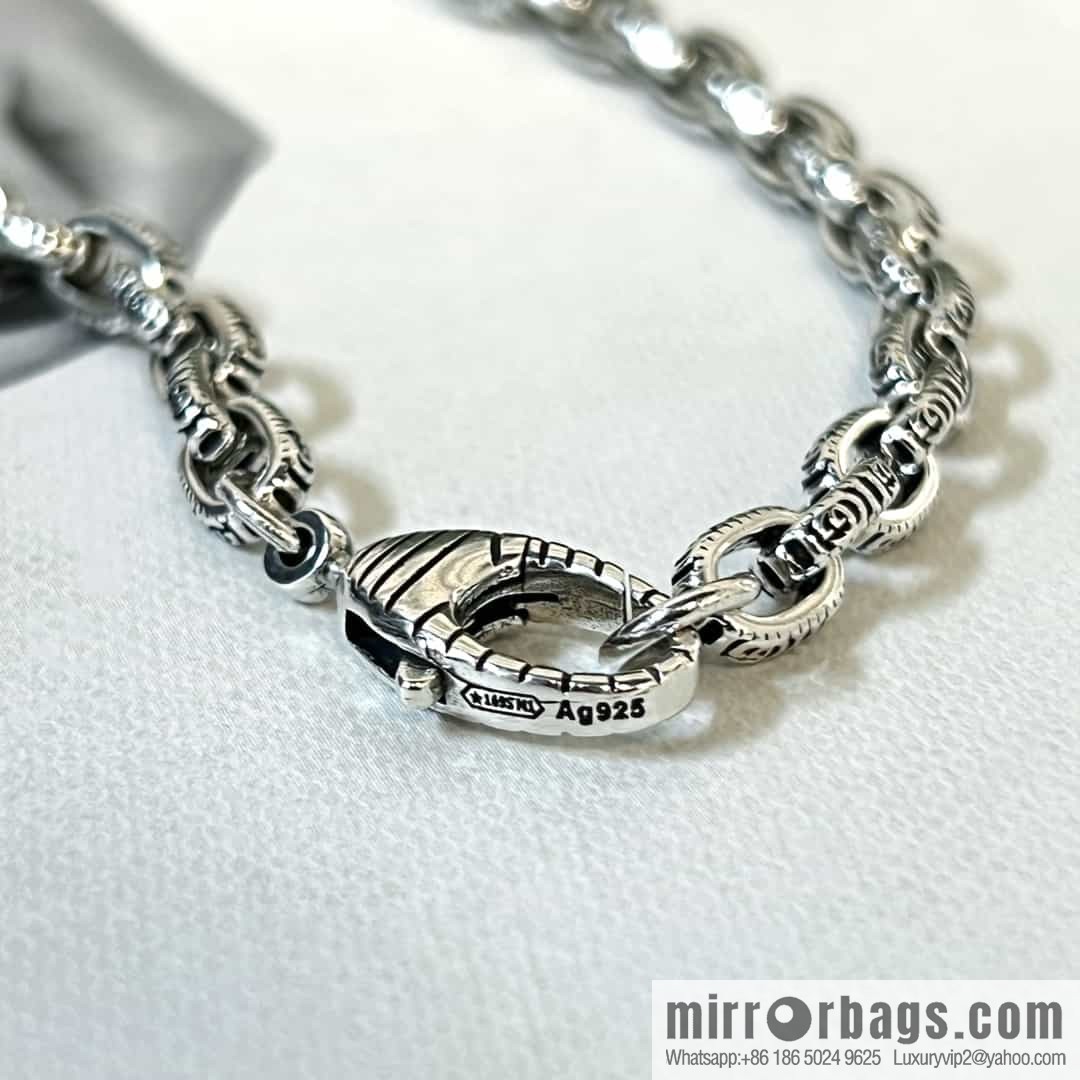 New Gucci gucci tiger head necklace