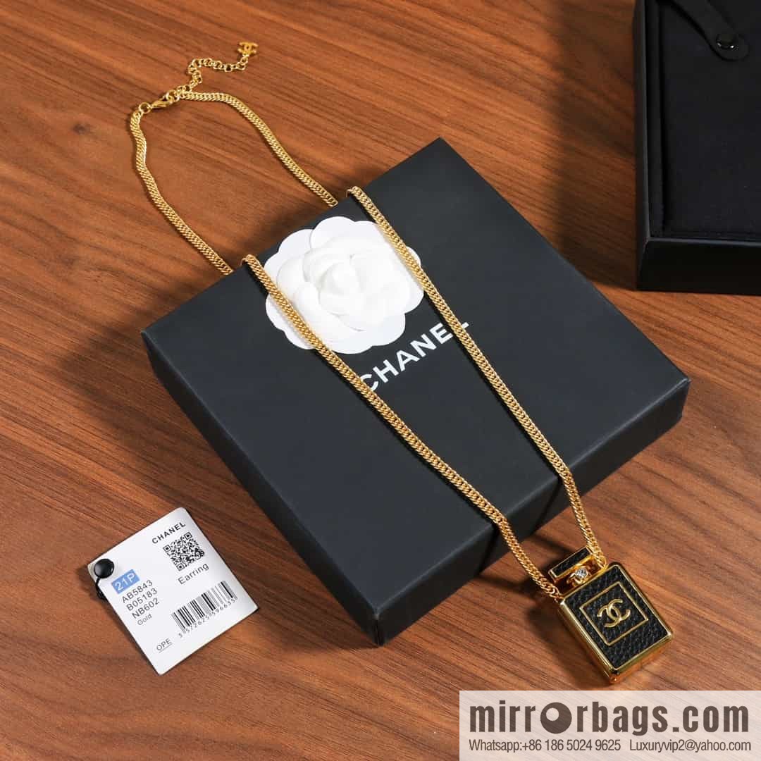 New ☑️ CHANEL CHANEL black leather perfume bottle necklace sweater chain