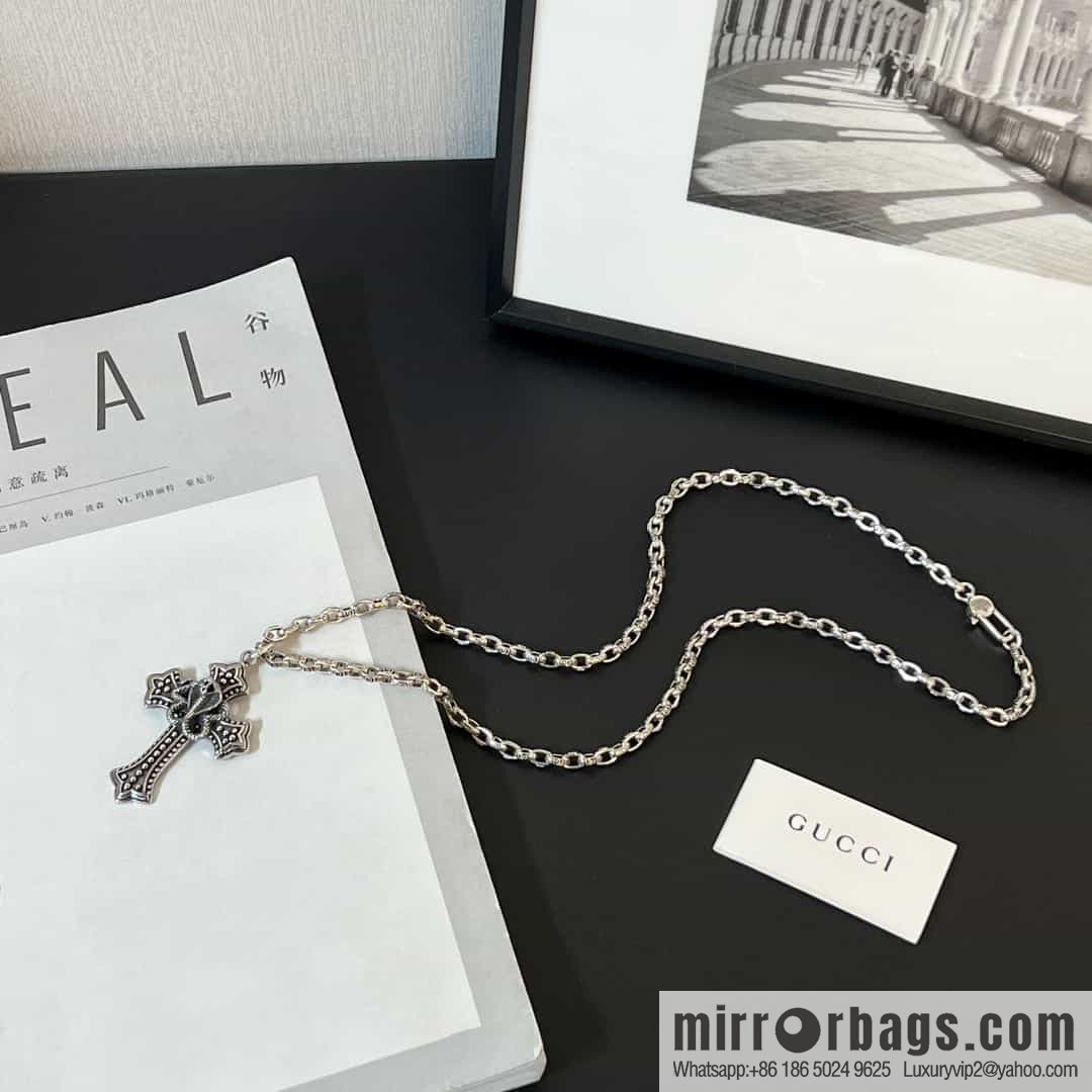 New Gucci gucci cross cobra necklace