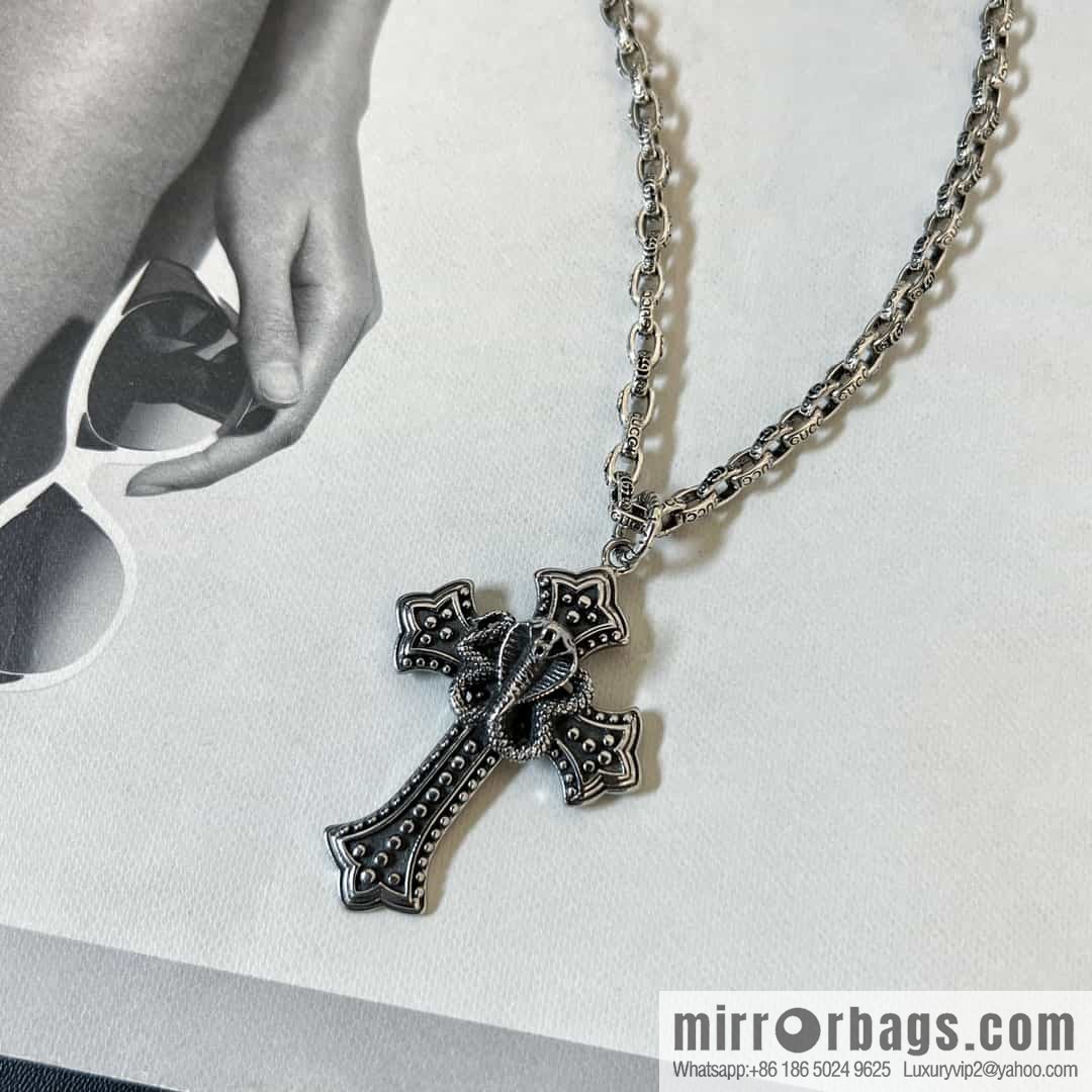 New Gucci gucci cross cobra necklace