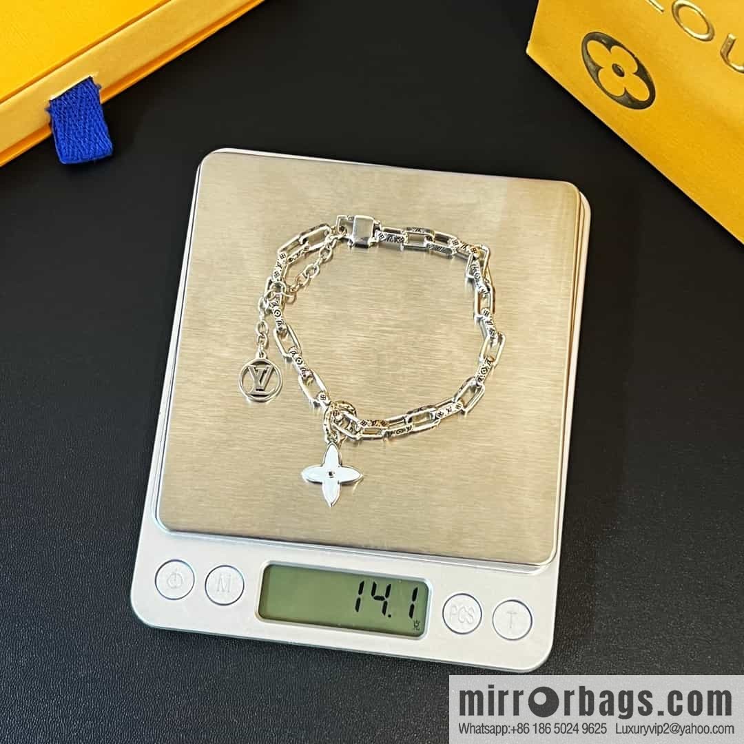 Louis Vuitton Louis Vuitton Green Medieval Collection Dumbbell Clover Necklace, Bracelet