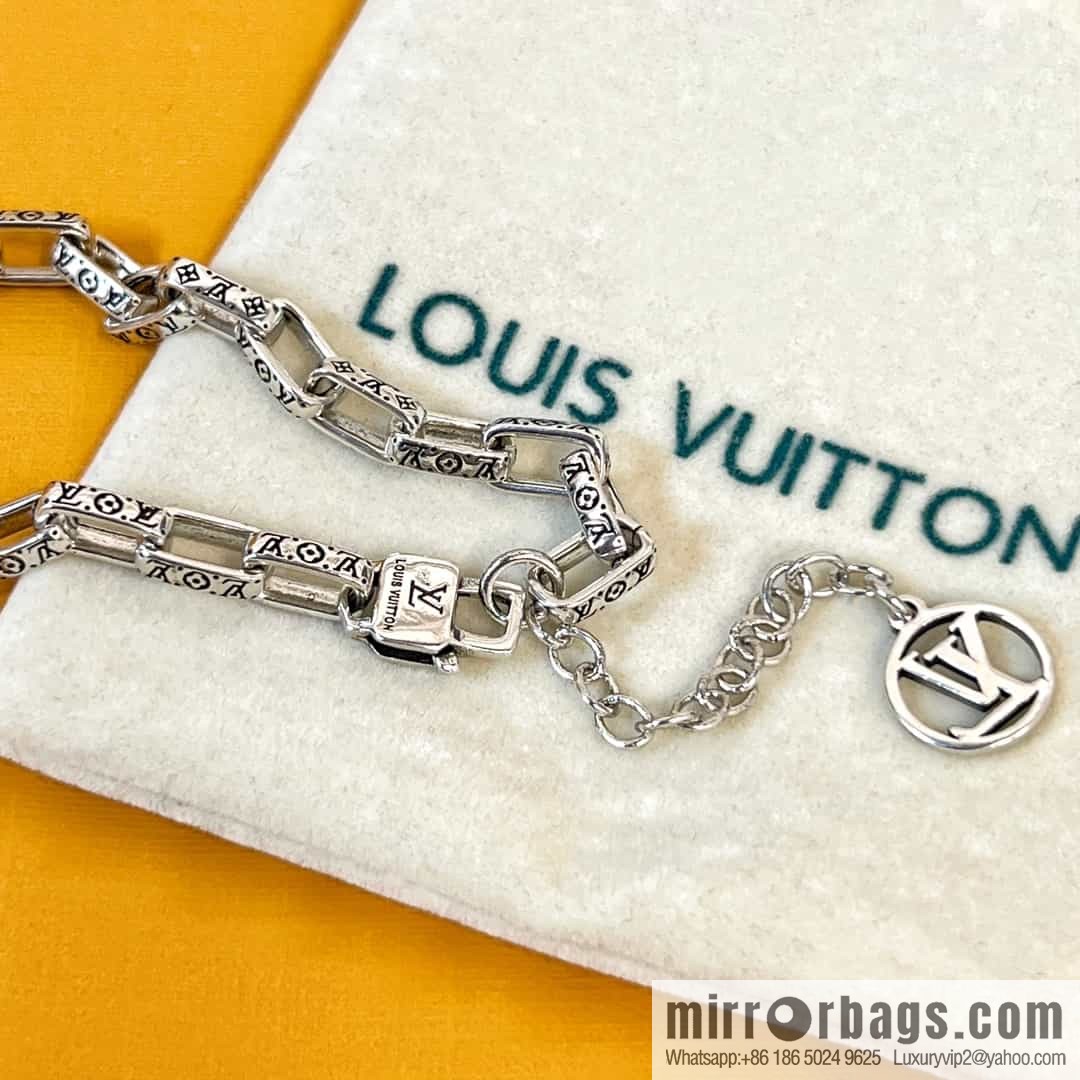 Louis Vuitton Louis Vuitton Green Medieval Collection Dumbbell Clover Necklace, Bracelet
