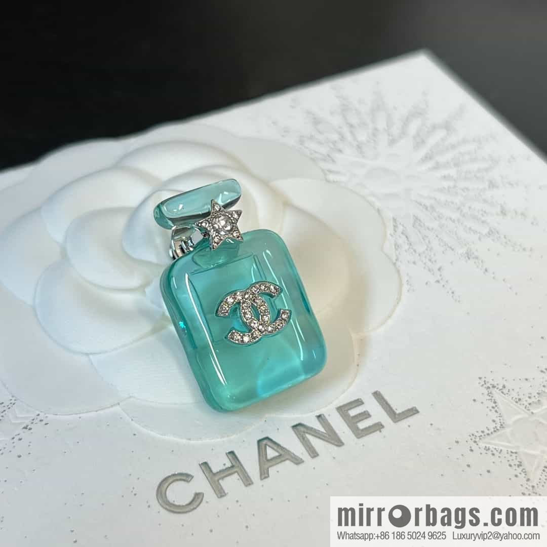 New ☑️ Chanel double c acrylic perfume bottle brooch