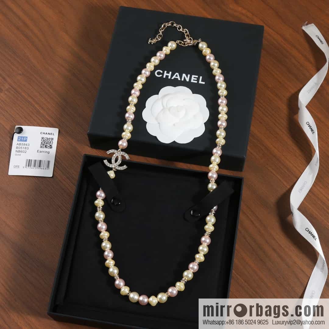 New ☑️ Chanel Full Diamond Double C Natural Pearl Necklace Sweater Chain