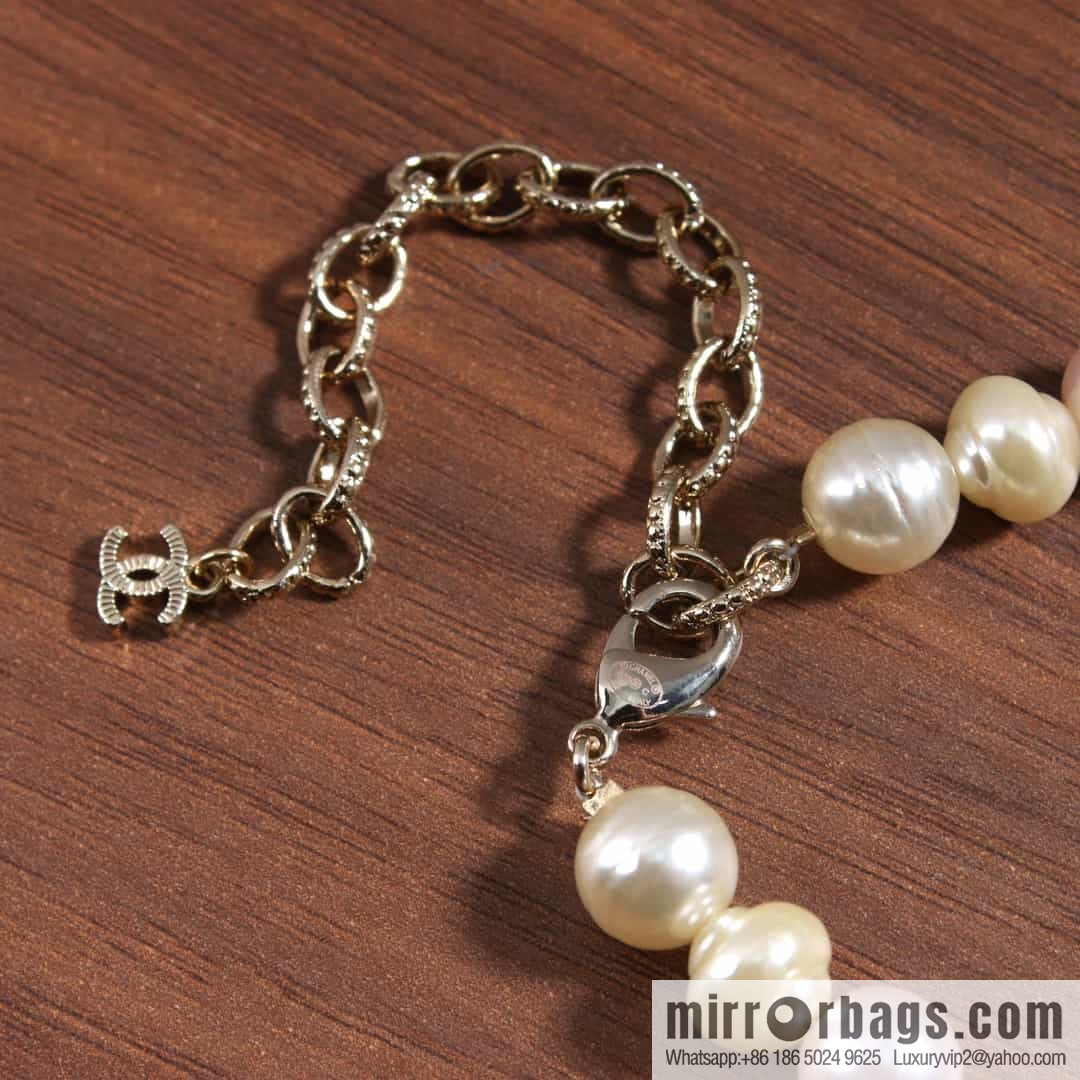 New ☑️ Chanel Full Diamond Double C Natural Pearl Necklace Sweater Chain