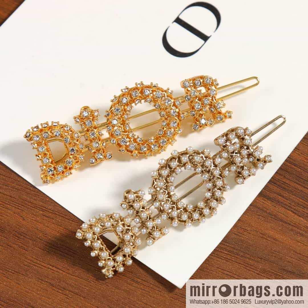 New ☑️ Dior hollowed out full diamond letter hairpin hairpin