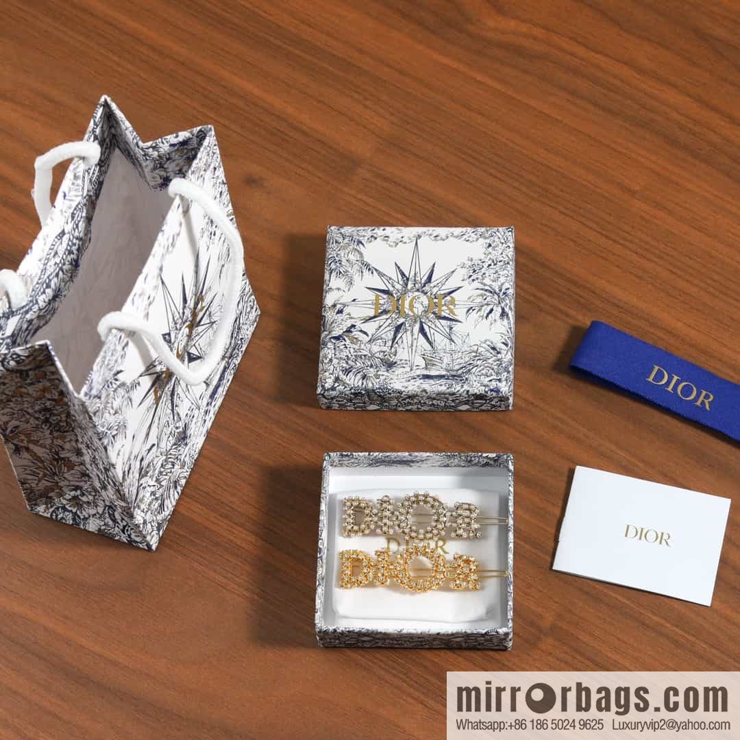 New ☑️ Dior hollowed out full diamond letter hairpin hairpin