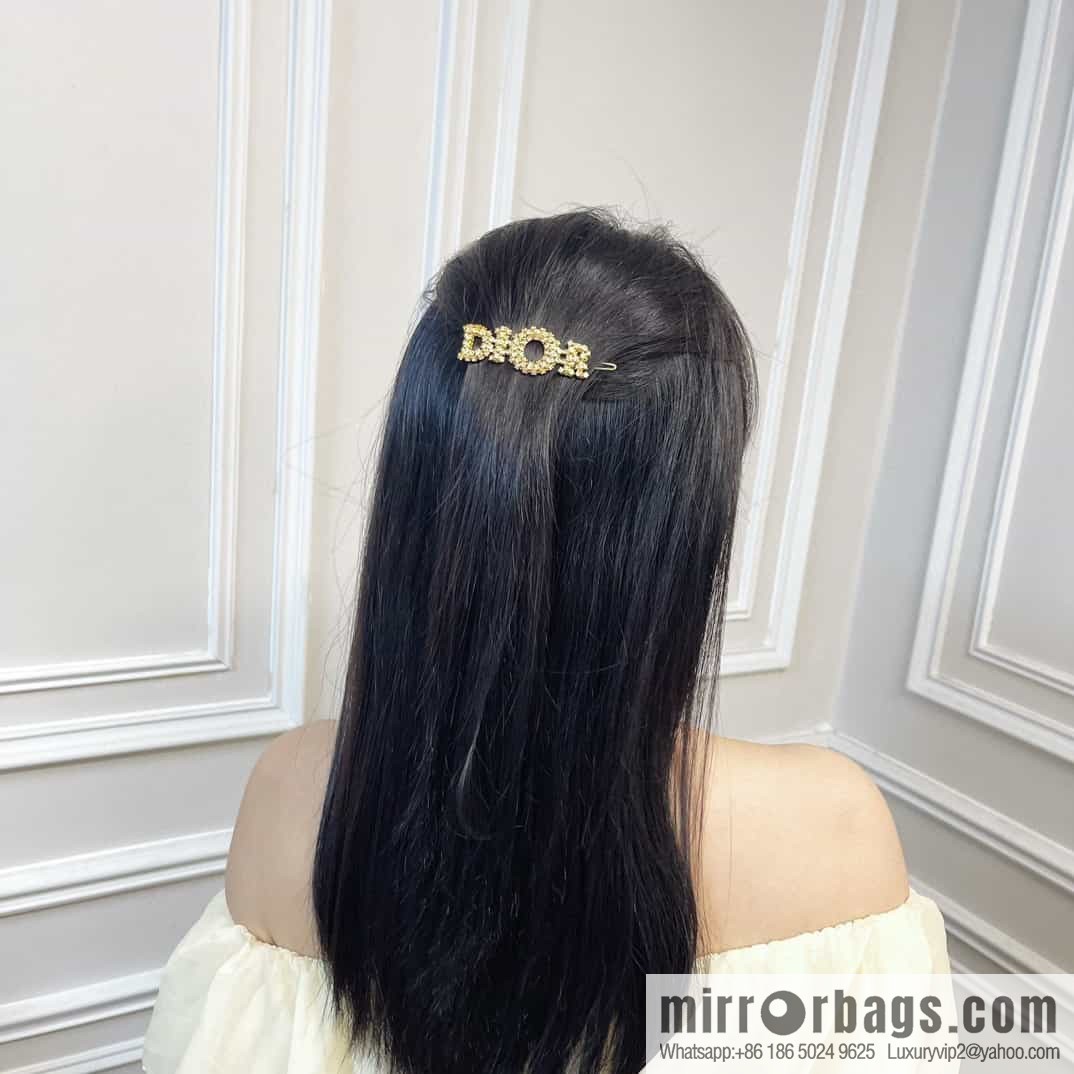 New ☑️ Dior hollowed out full diamond letter hairpin hairpin